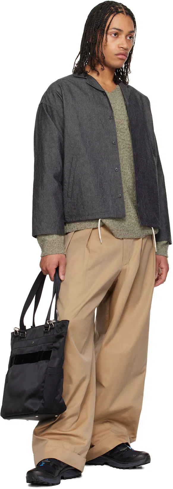 SALOMON Streamlined Black Sneakers With Rugged Outsole And Breathable Upper