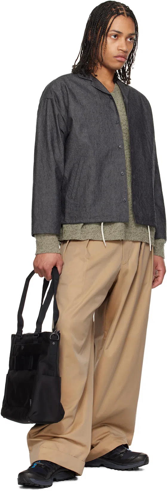 SALOMON Streamlined Black Sneakers With Rugged Outsole And Breathable Upper