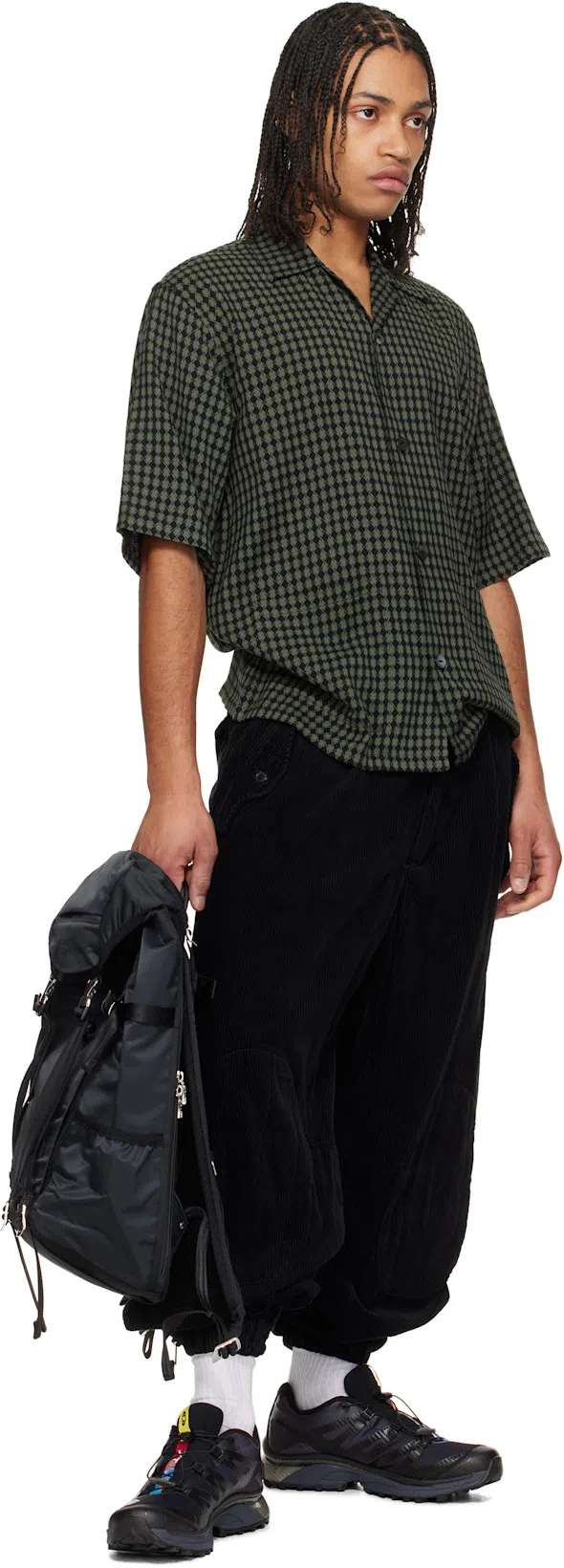 SALOMON Streamlined Black Sneakers With Rugged Outsole And Breathable Upper