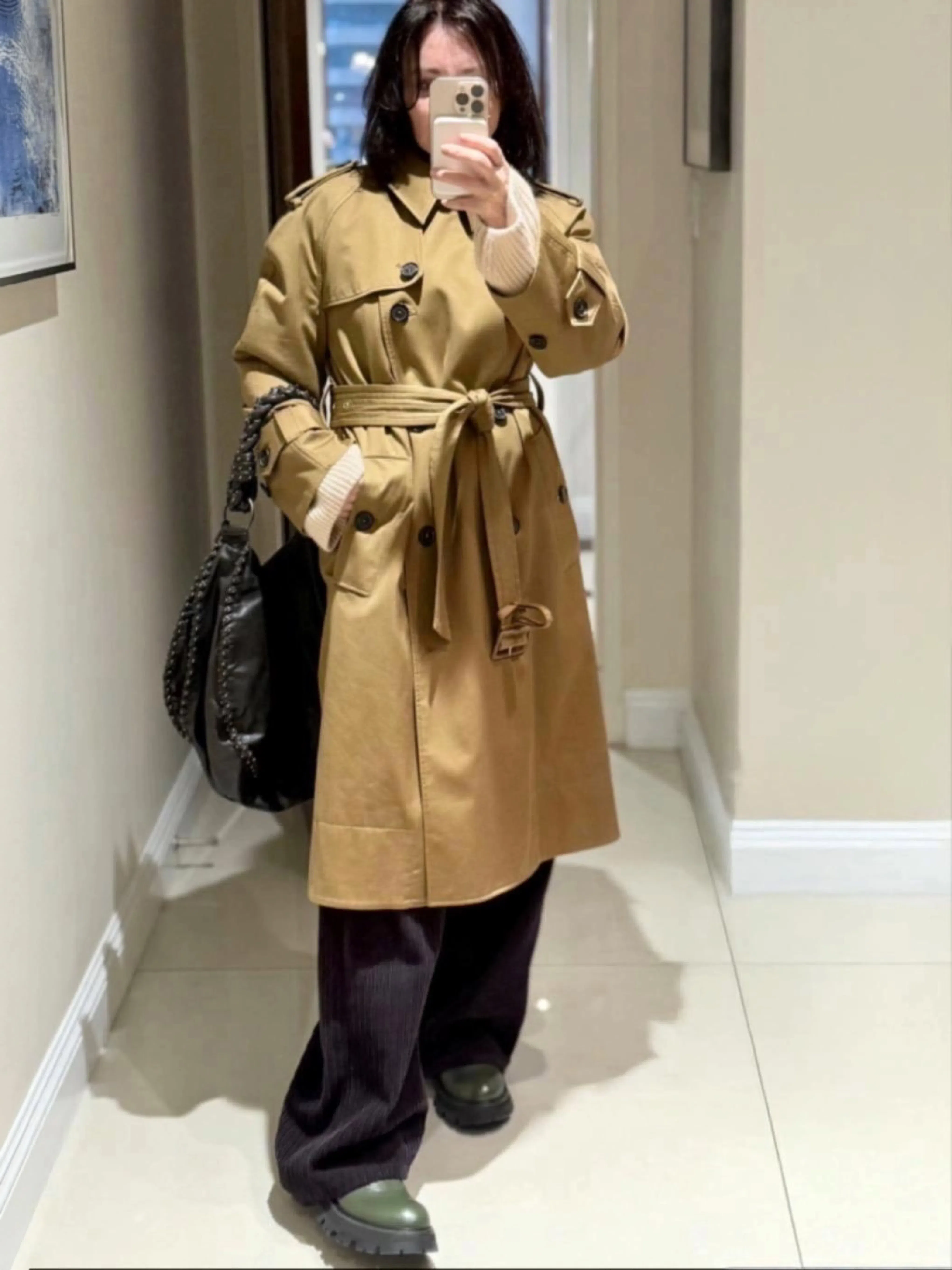 KHAITE Scarlet Cashmere Cardigan In White