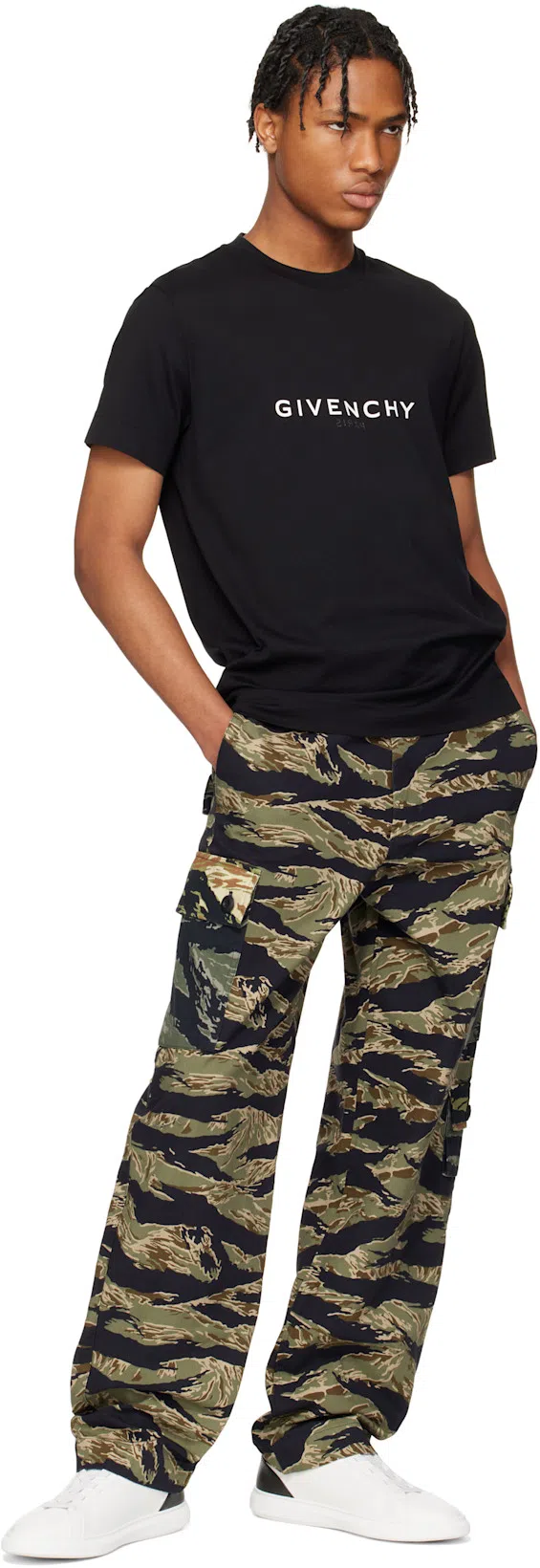 GIVENCHY Logo Print Cotton T-shirt In Black