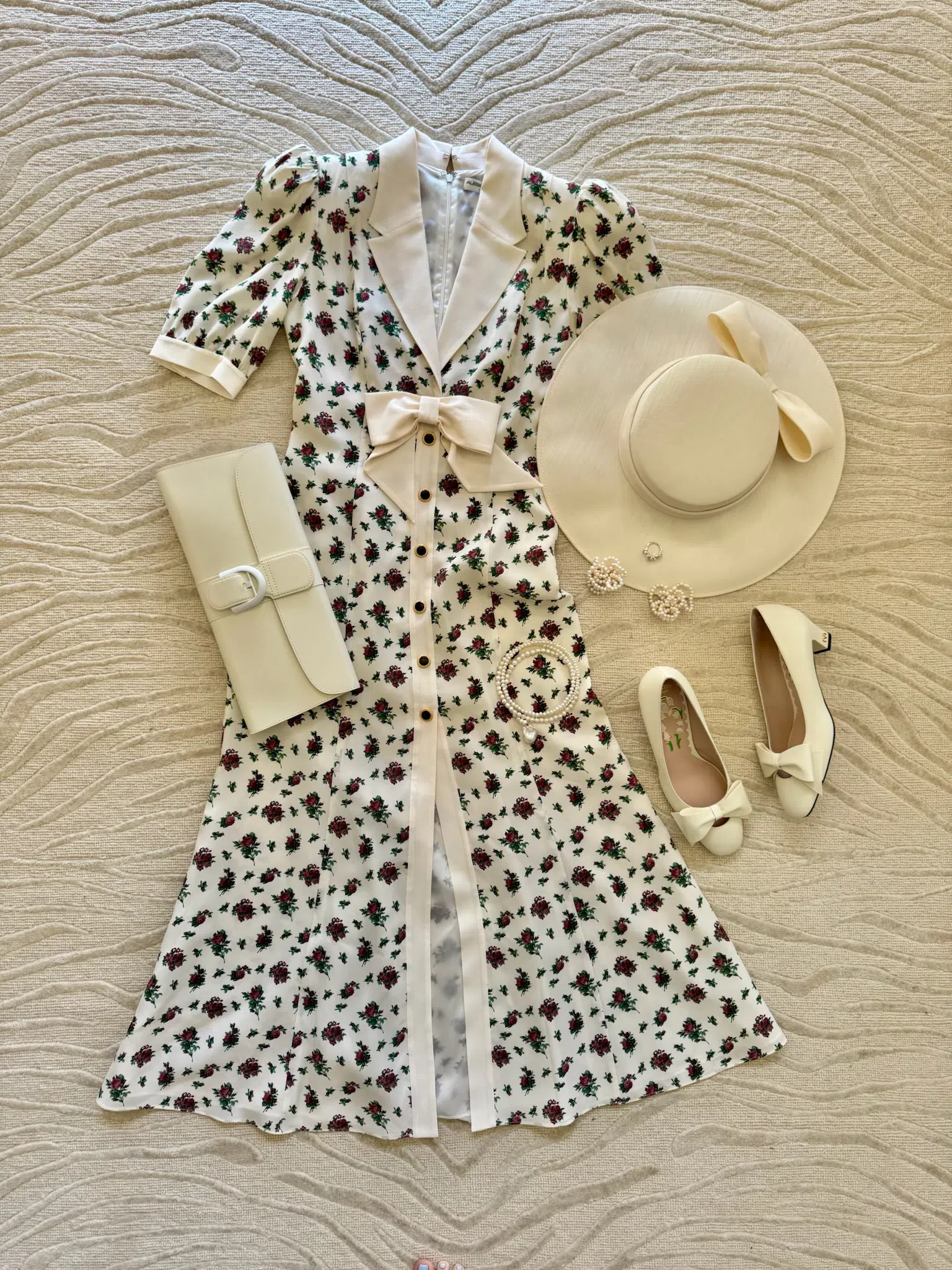 VALENTINO GARAVANI Bowow Pumps In Yellow