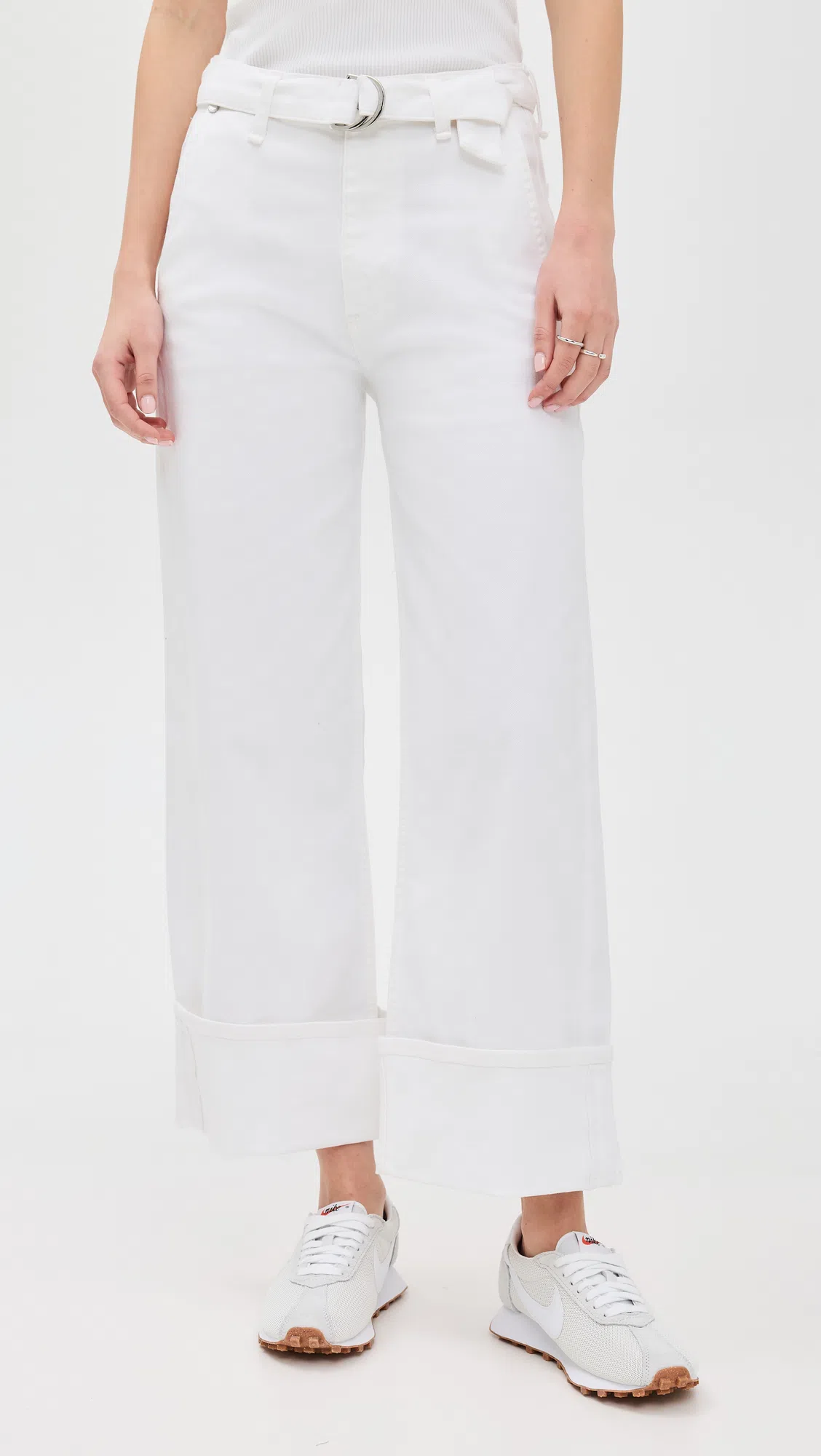 ALICE AND OLIVIA Tess Crewneck Tee In Black With White Dots