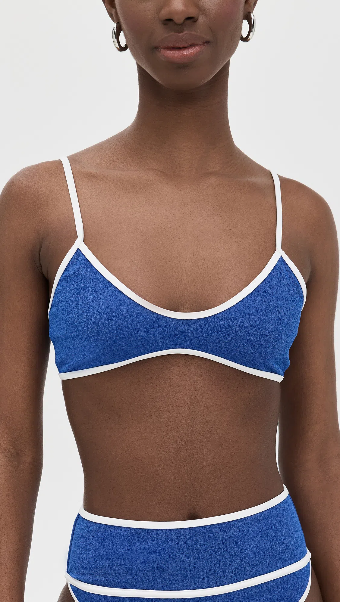 BEACH RIOT Leona Contrast Binding Bikini Top In Riviera Azure