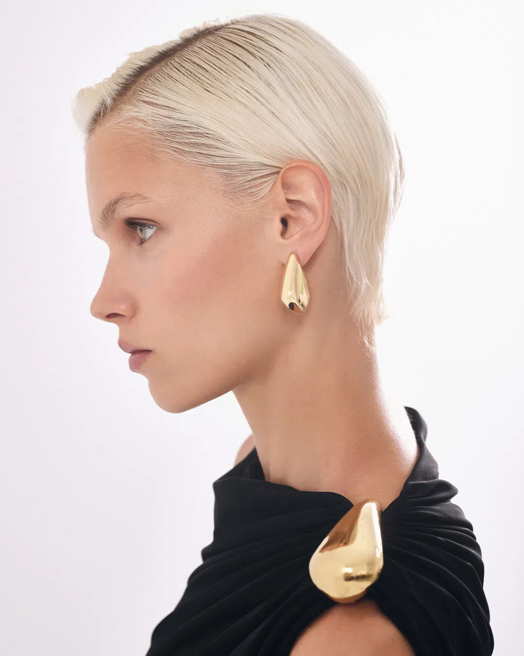BOTTEGA VENETA Drop Earrings In Yellow