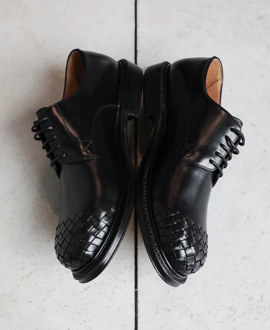 BOTTEGA VENETA Leather Lace-up Shoes Featuring Signature Detail In Black