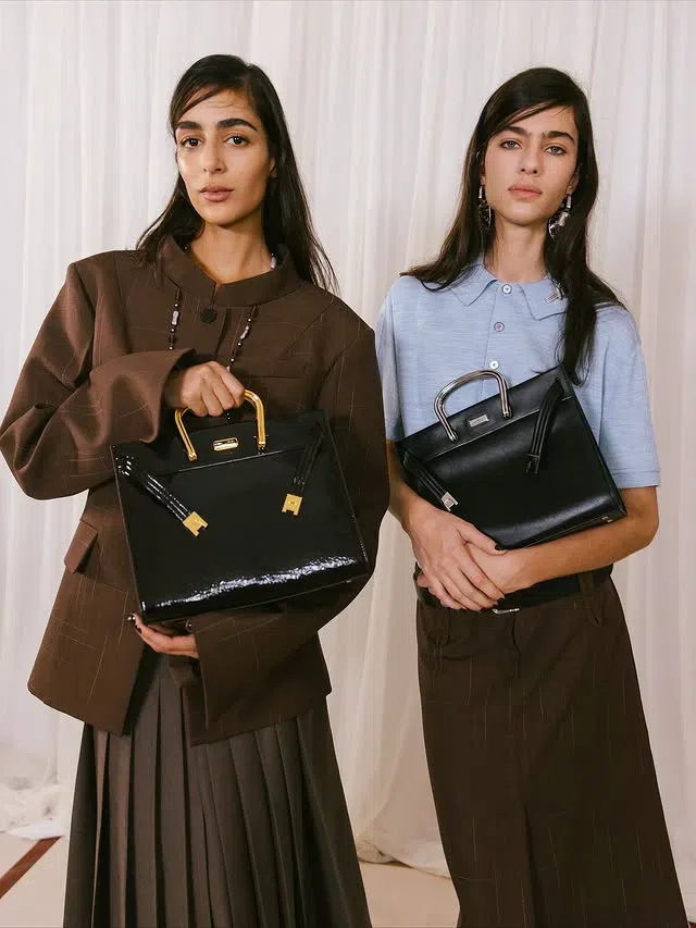 TORY BURCH Lee Radziwill Leather Shoulder Bag In Brown