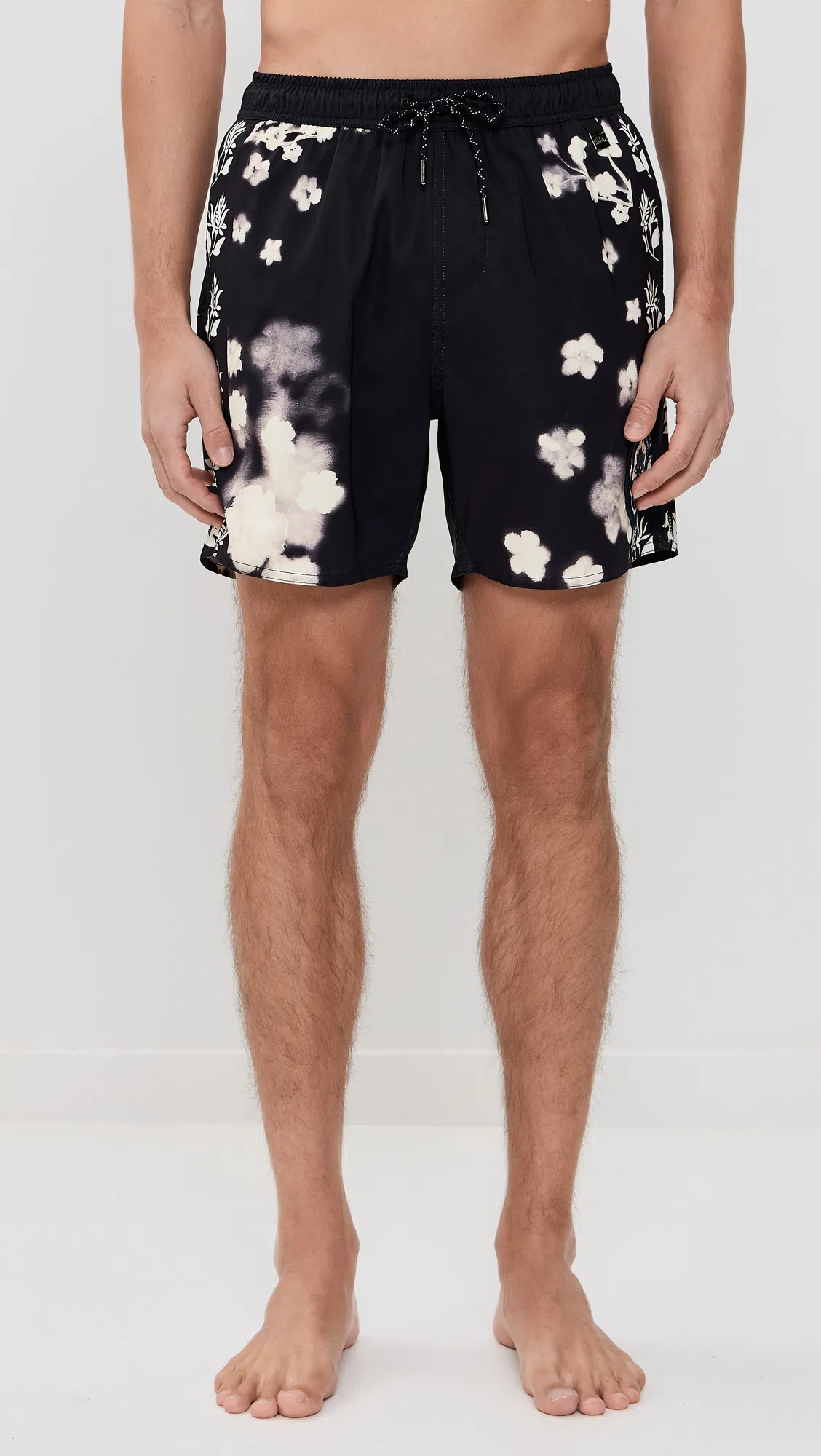 EVOLVETOGETHER Provence Hydrating Lip Balm In White