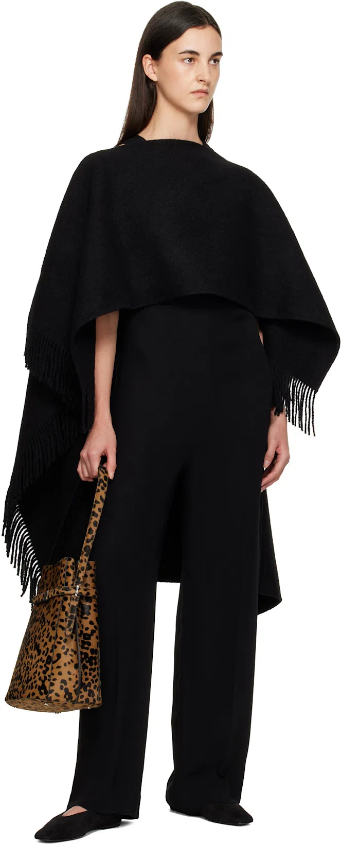 TOTÊME Minimalist Velvet Ballerinas In Black