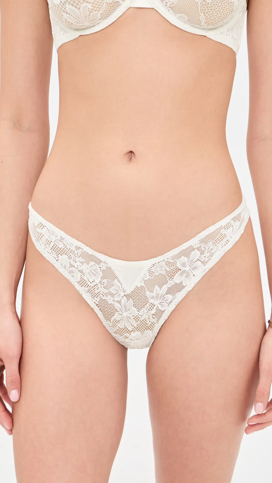 FLEUR DU MAL Le Stretch Lace Pencil Skirt In White