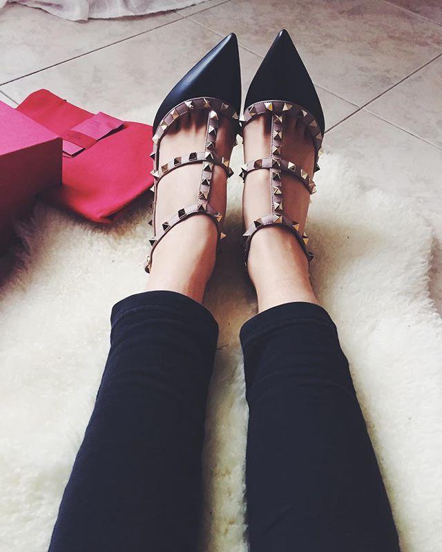 VALENTINO GARAVANI Valentino Rockstud Caged 65 Patent Ankle Strap Pump In Animal Print