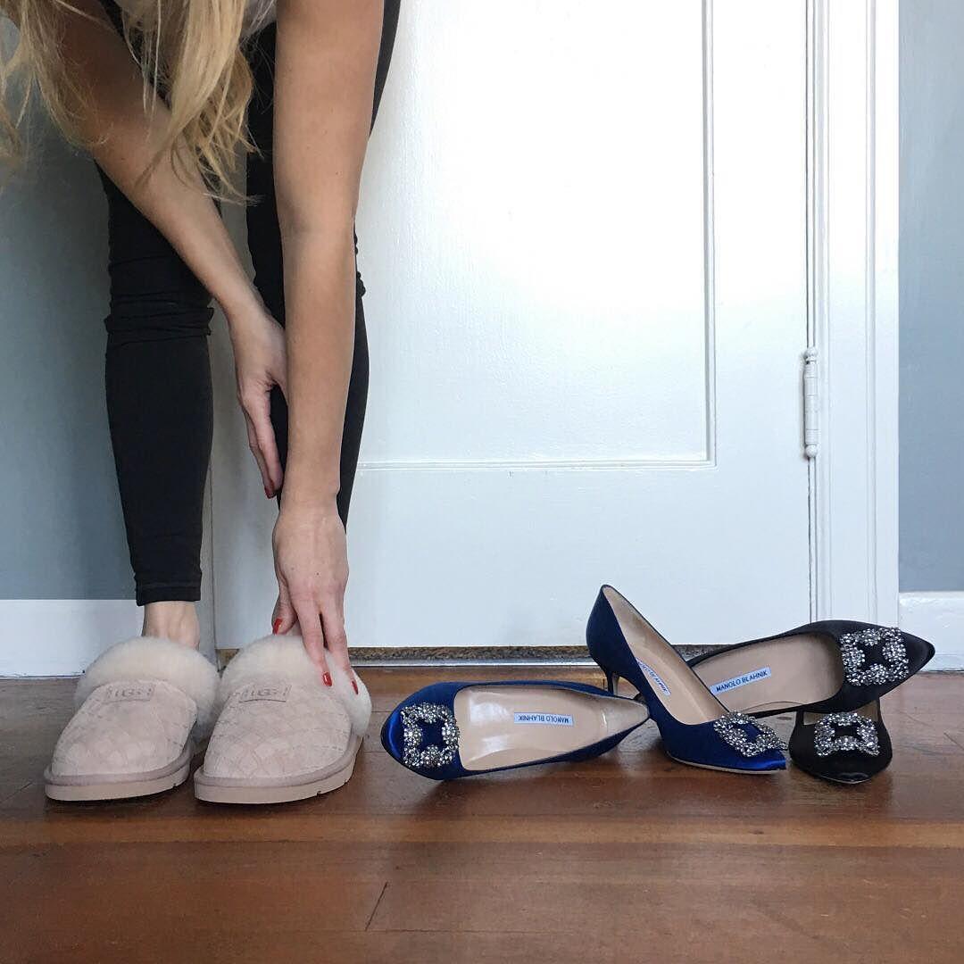 MANOLO BLAHNIK Hangisi Crystal-embellished Satin Point-toe Flats In Blue