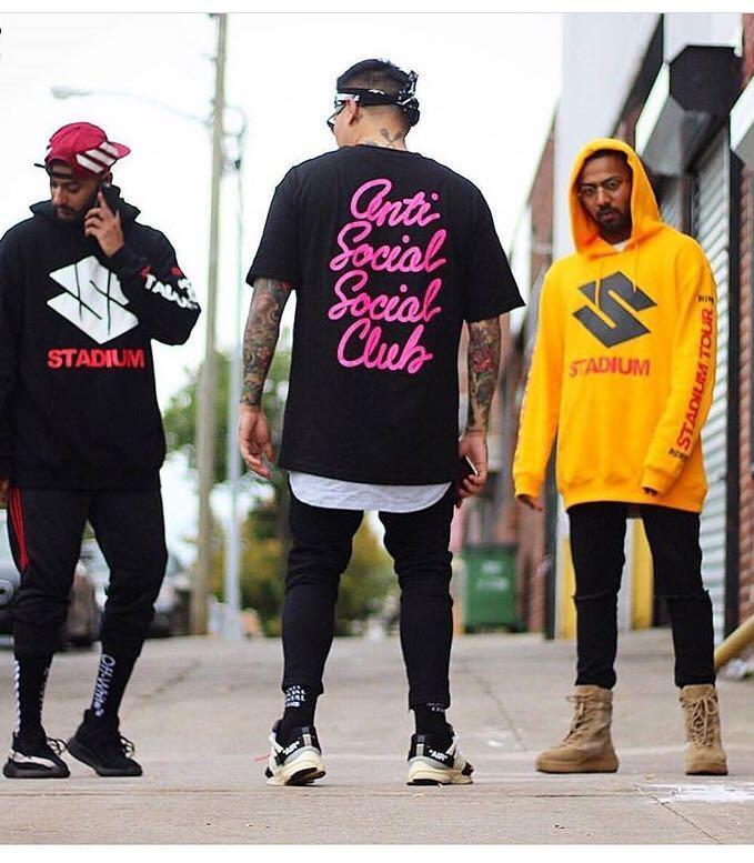 GUCCI Men's New Ace Embroidered Low-top Sneakers In Bianco