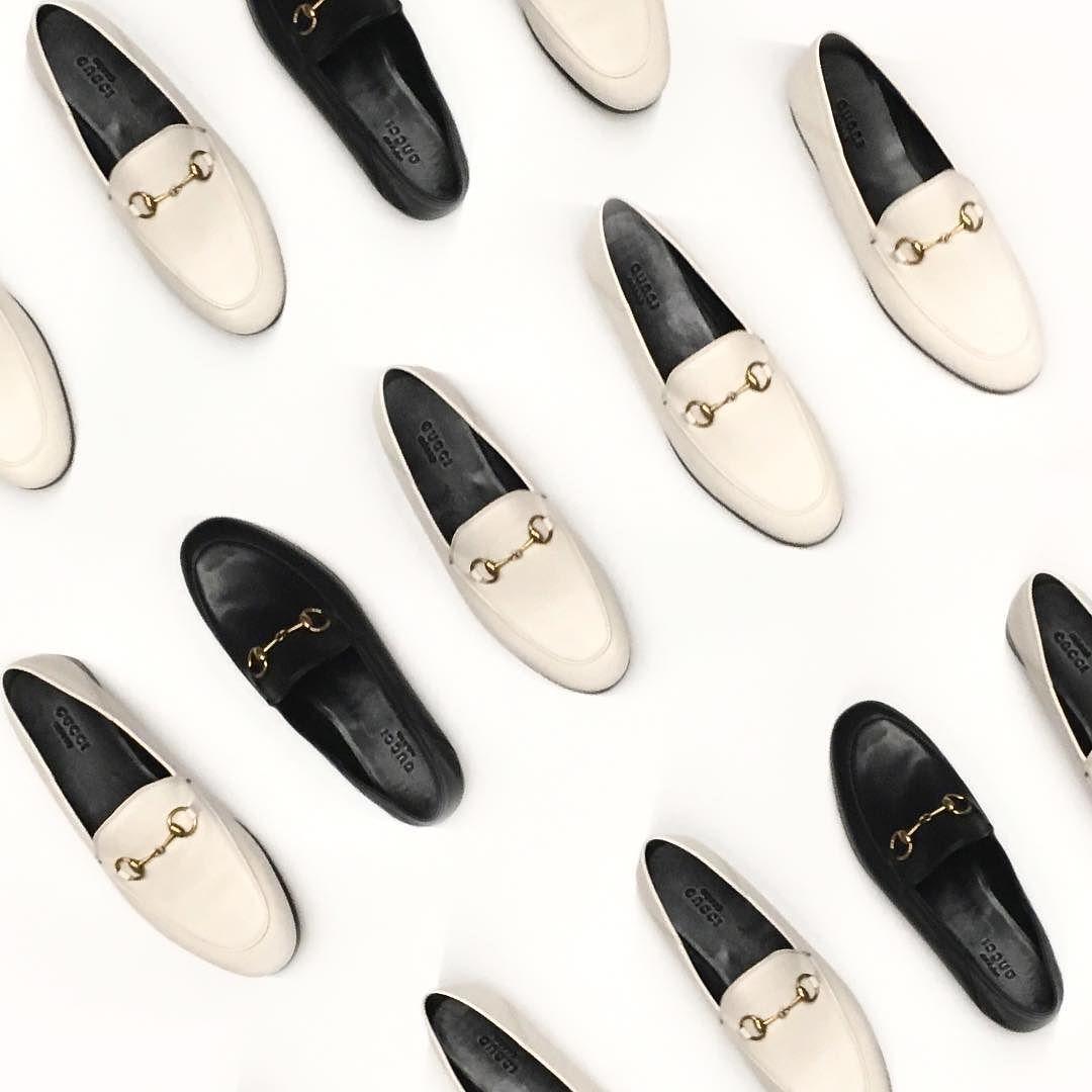 GUCCI Women Black Calf Leather Moc Stitching Signature Horsebit Detail Almond Toe Slip-on Style Bran