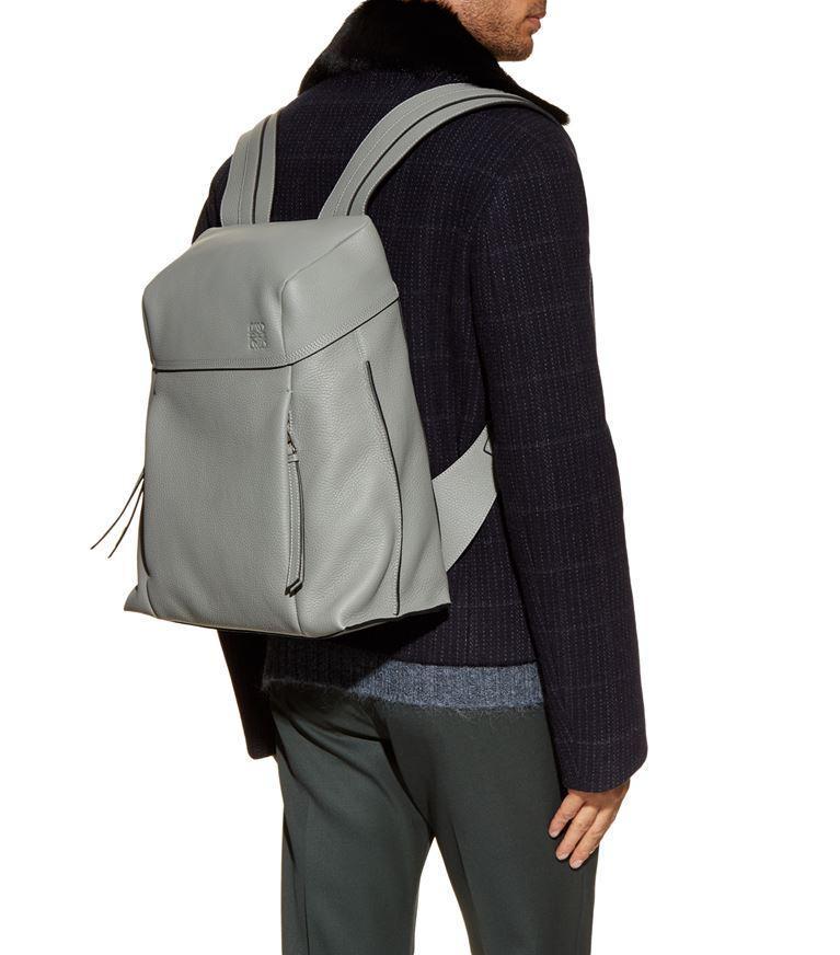 VALENTINO GARAVANI Valentino Rockstud Untitled Leather Sneaker In White