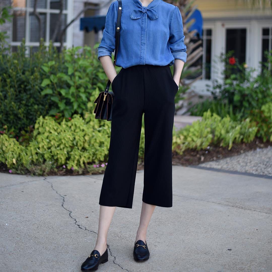 GUCCI Women Black Calf Leather Moc Stitching Signature Horsebit Detail Almond Toe Slip-on Style Bran