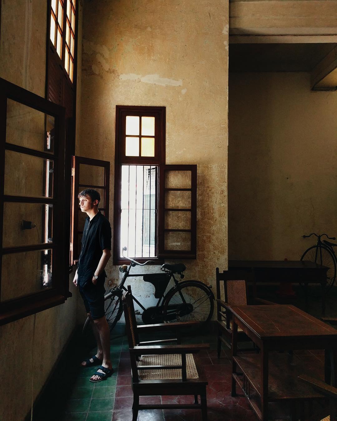 BIRKENSTOCK Arizona Split Sleepers In Black