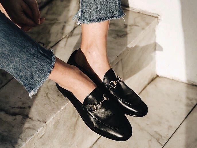 GUCCI Women Black Calf Leather Moc Stitching Signature Horsebit Detail Almond Toe Slip-on Style Bran