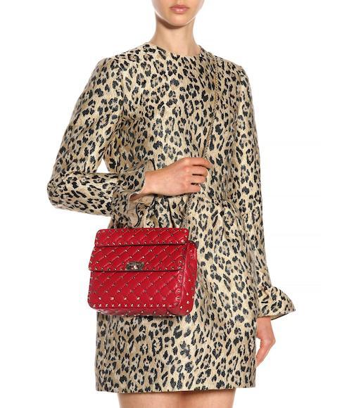 VALENTINO GARAVANI Medium Rockstud Matelassé Quilted Leather Crossbody Bag In Rouge Pur