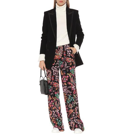 VALENTINO GARAVANI White Rockstud-embellished Low-top Sneakers