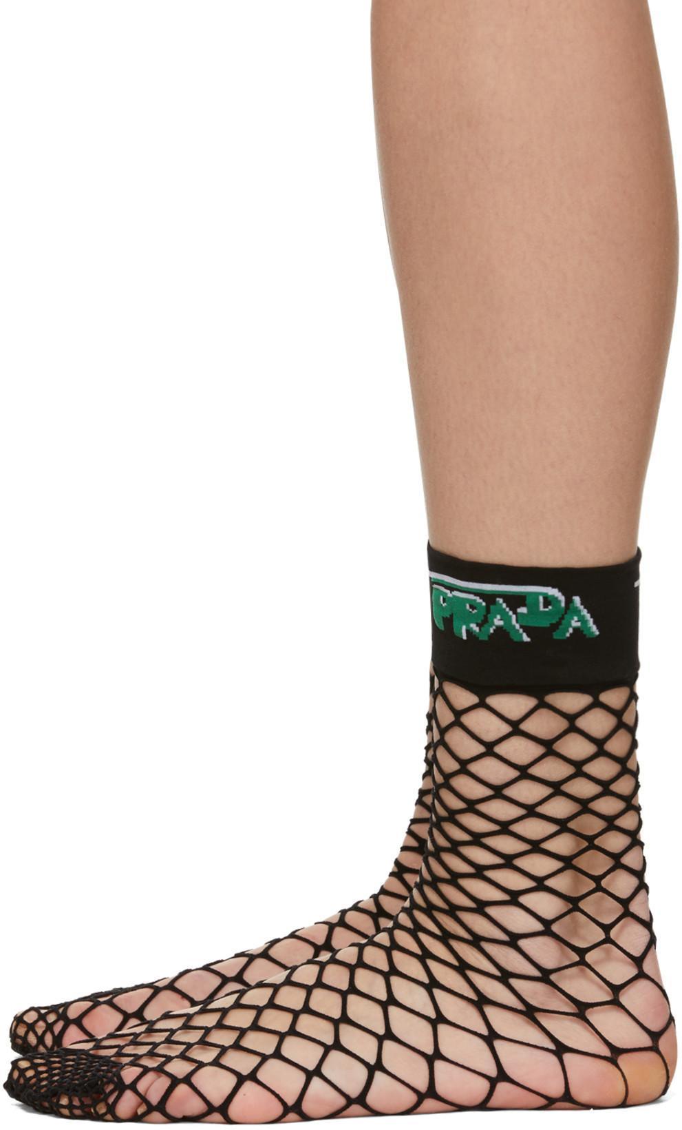 PRADA Logo-embellished Shell Bucket Hat In Black