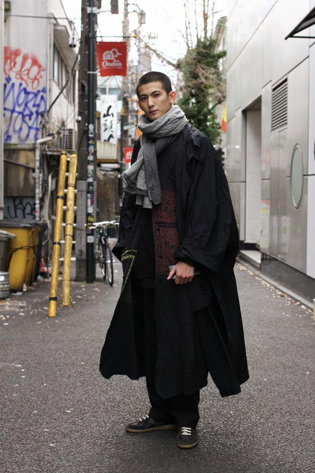 MAISON MARGIELA Casual Low Top Sneakers With Suede Panels In Black