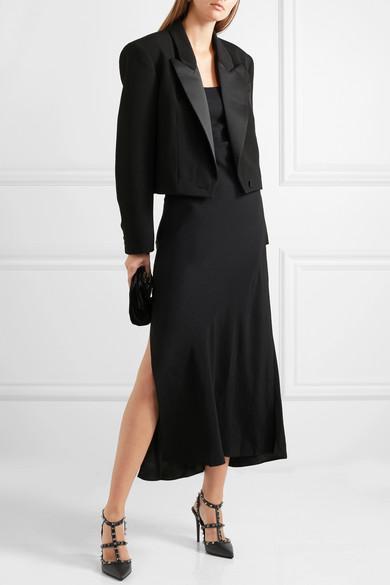 VALENTINO GARAVANI Studded Leather Decollete Pumps In Black