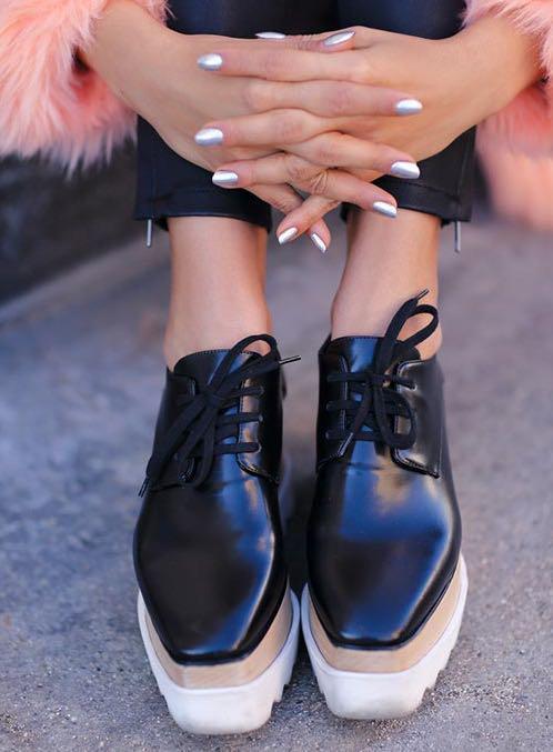 STELLA MCCARTNEY Elyse Platform Lace-up Shoes In Black