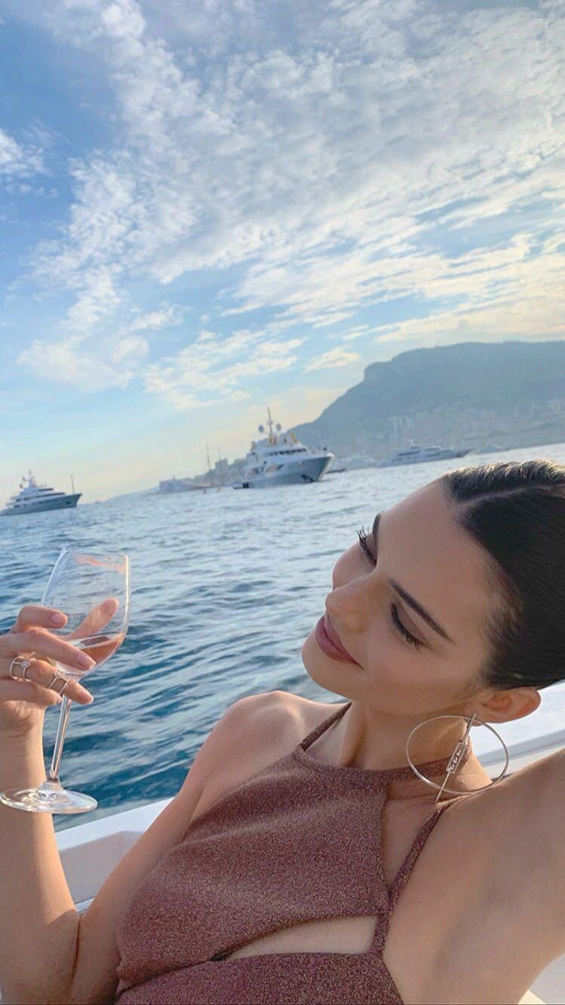 kendalljennercloset's Posts | Wearing: Messika 'glam'azone Double Pavé' Diamond 18k White Gold Ring; Messika Glam'azone 18-karat White Gold Diamond Ring