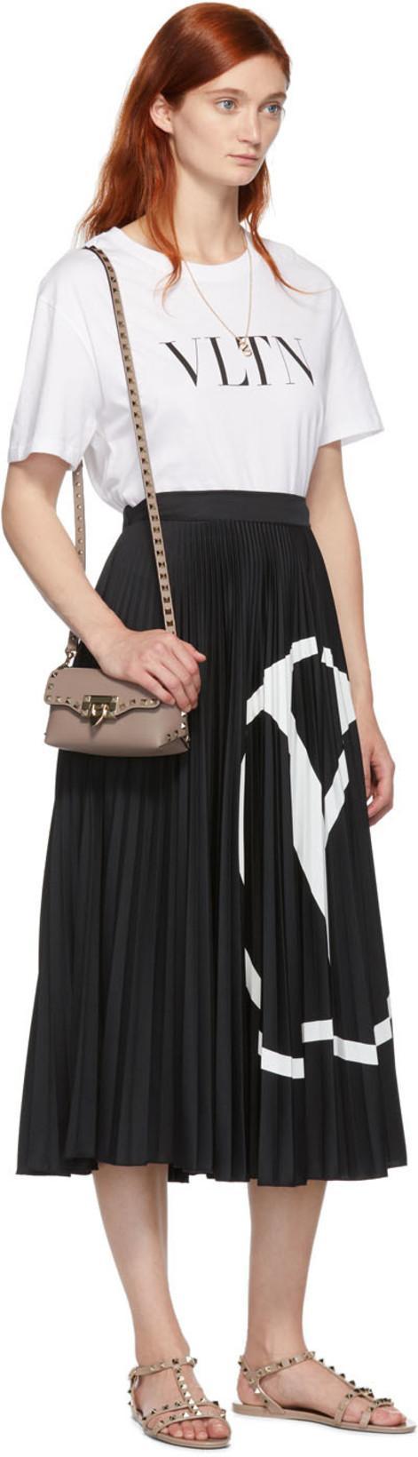 VALENTINO GARAVANI Rockstud Rubber Sandals In Poudre Color In Beige