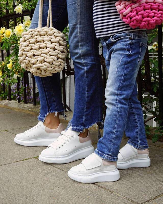 ALEXANDER MCQUEEN Sneakers In White