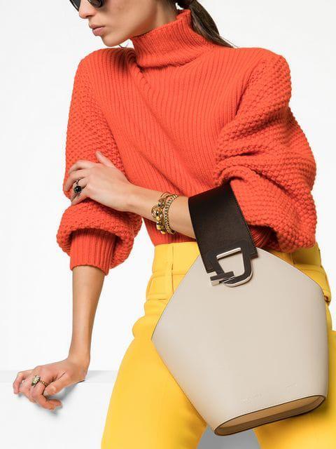 MANOLO BLAHNIK Hangisi 90 Royal Blue Satin Pumps