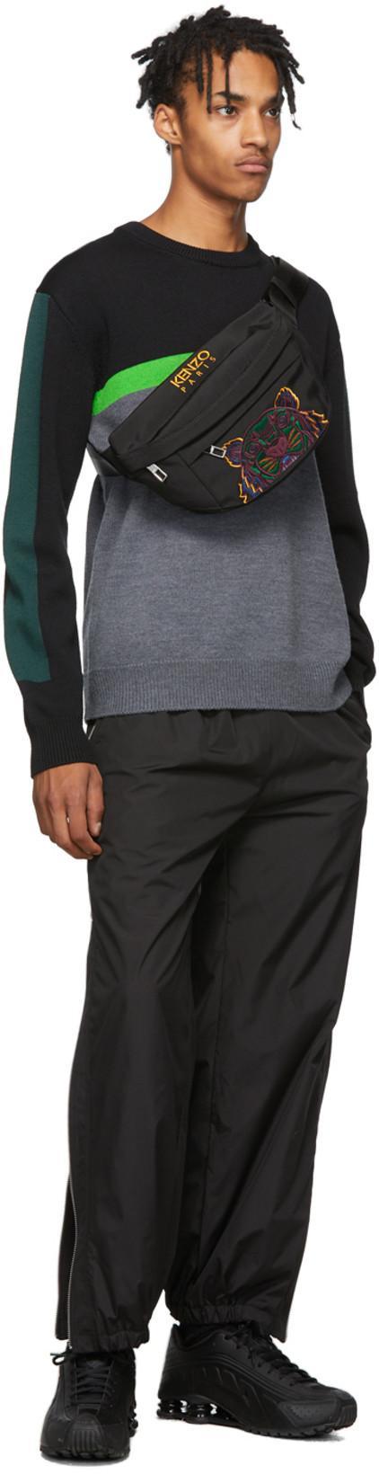 NIKE Wmns Shox R4 Sneakers Black