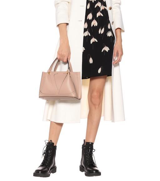 VALENTINO GARAVANI Dnu Pack Valentino Vlogo 35 Leather Combat Boot In Black