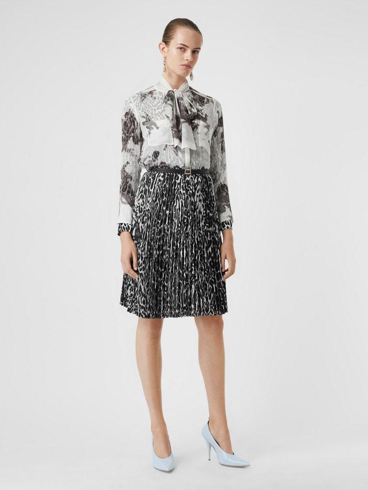 BURBERRY Monochrome Leopard Print Fluid Pleated Skirt In Black Ip Pattern