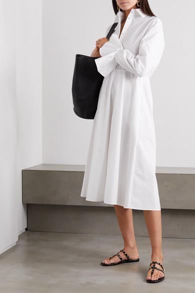 VALENTINO GARAVANI Summer Rockstud Thong Sandals In Black