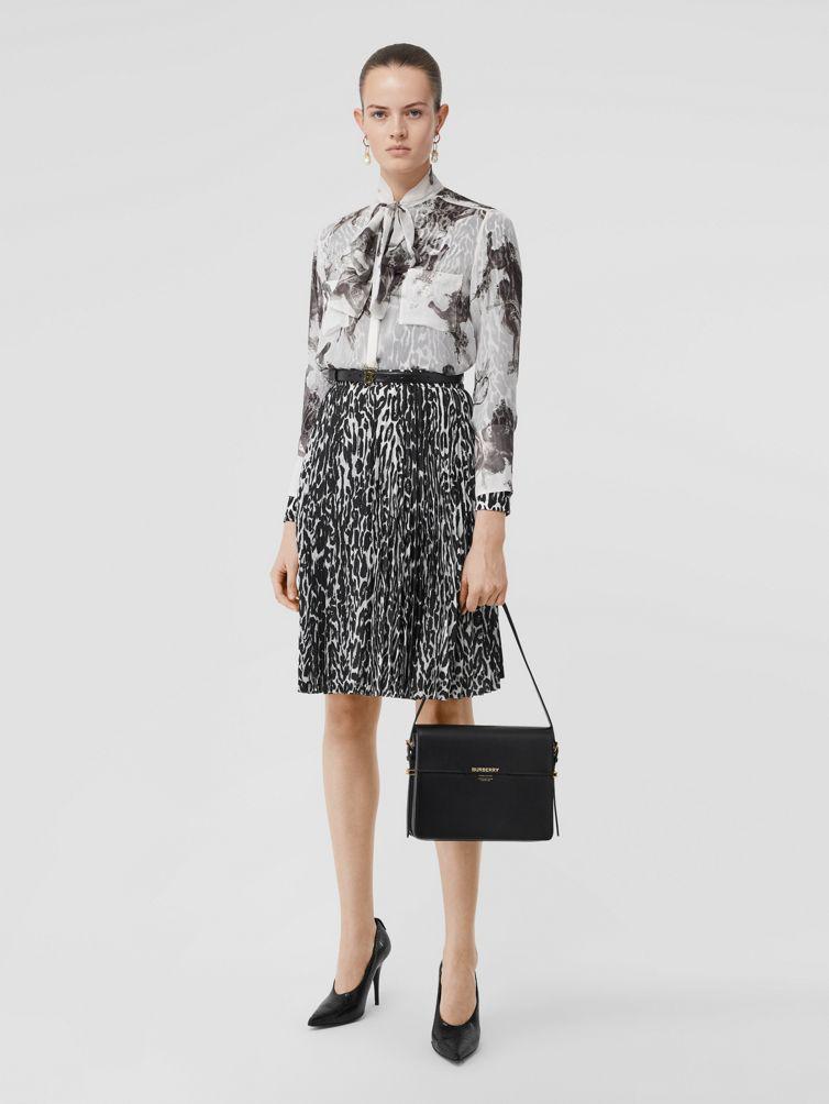 BURBERRY Monochrome Leopard Print Fluid Pleated Skirt In Black Ip Pattern