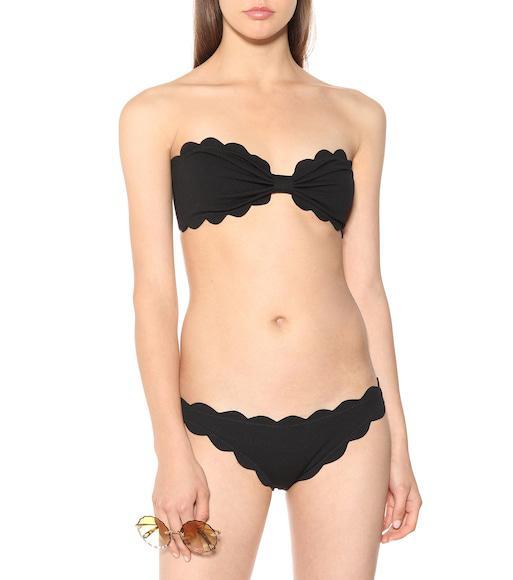 VALENTINO GARAVANI Black Calf Leather Bos Taurus Flat Sandals