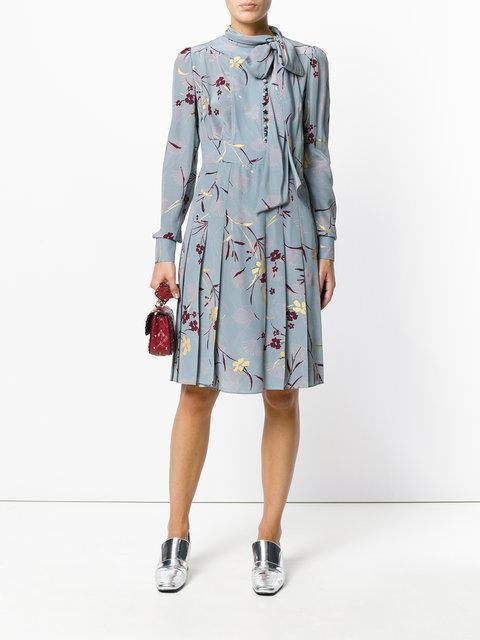 VALENTINO GARAVANI Valentino  Rockstud Spike Chain Bag - Red