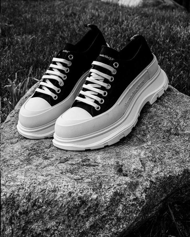 ALEXANDER MCQUEEN Alexander Mc Queen Black/white Tread Slick Shoes