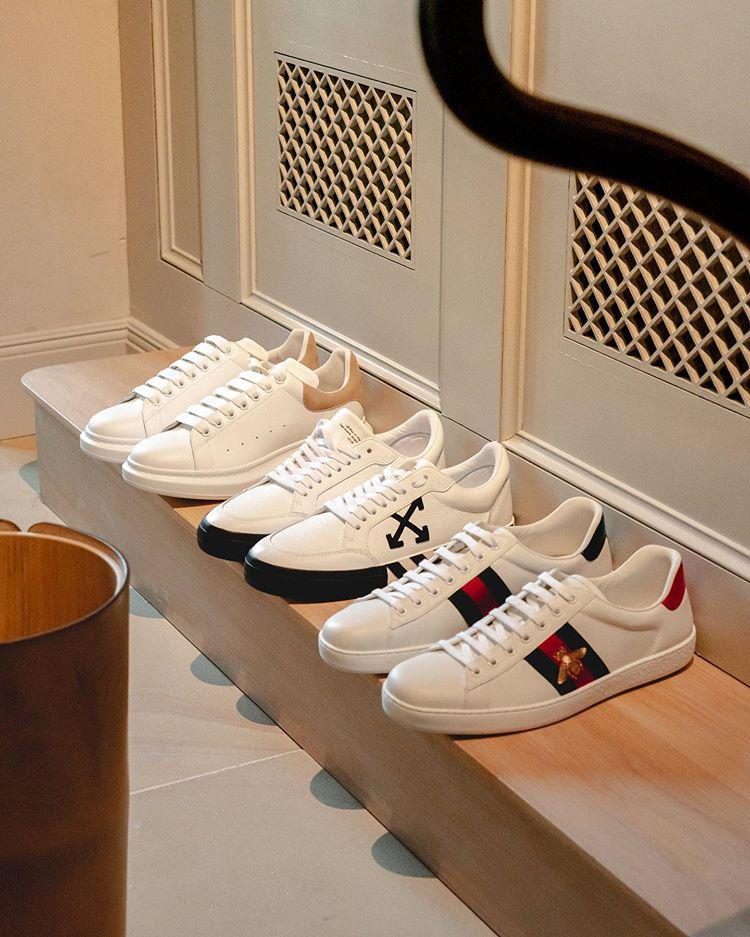 GUCCI Men's New Ace Embroidered Low-top Sneakers In Bianco