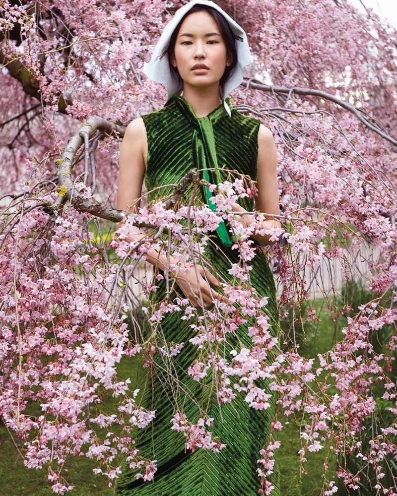 Prada's Posts | Wearing: Prada Women's Tie-detailed Velvet Midi Dress In Green