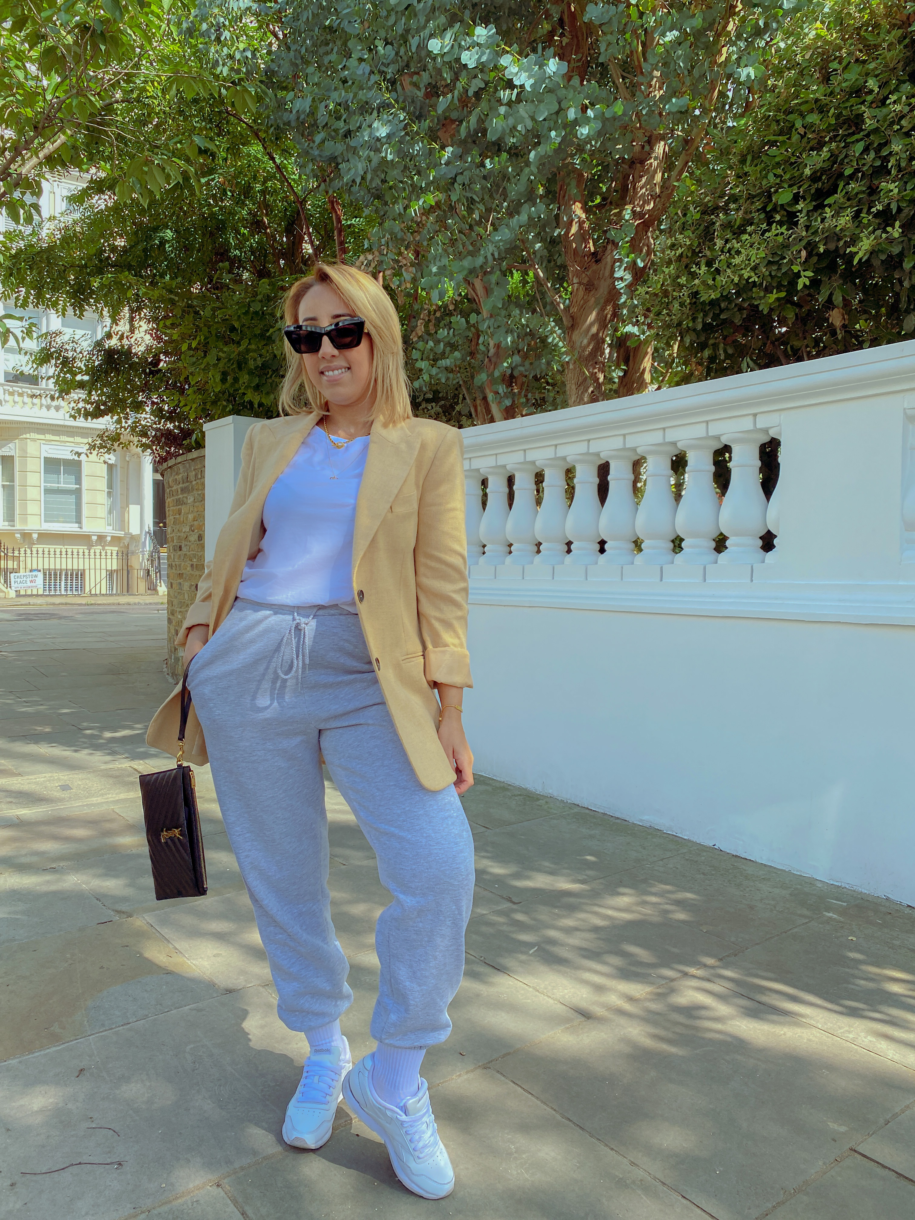 LOEWE Anagram-logo Cat-eye Acetate Sunglasses In Black