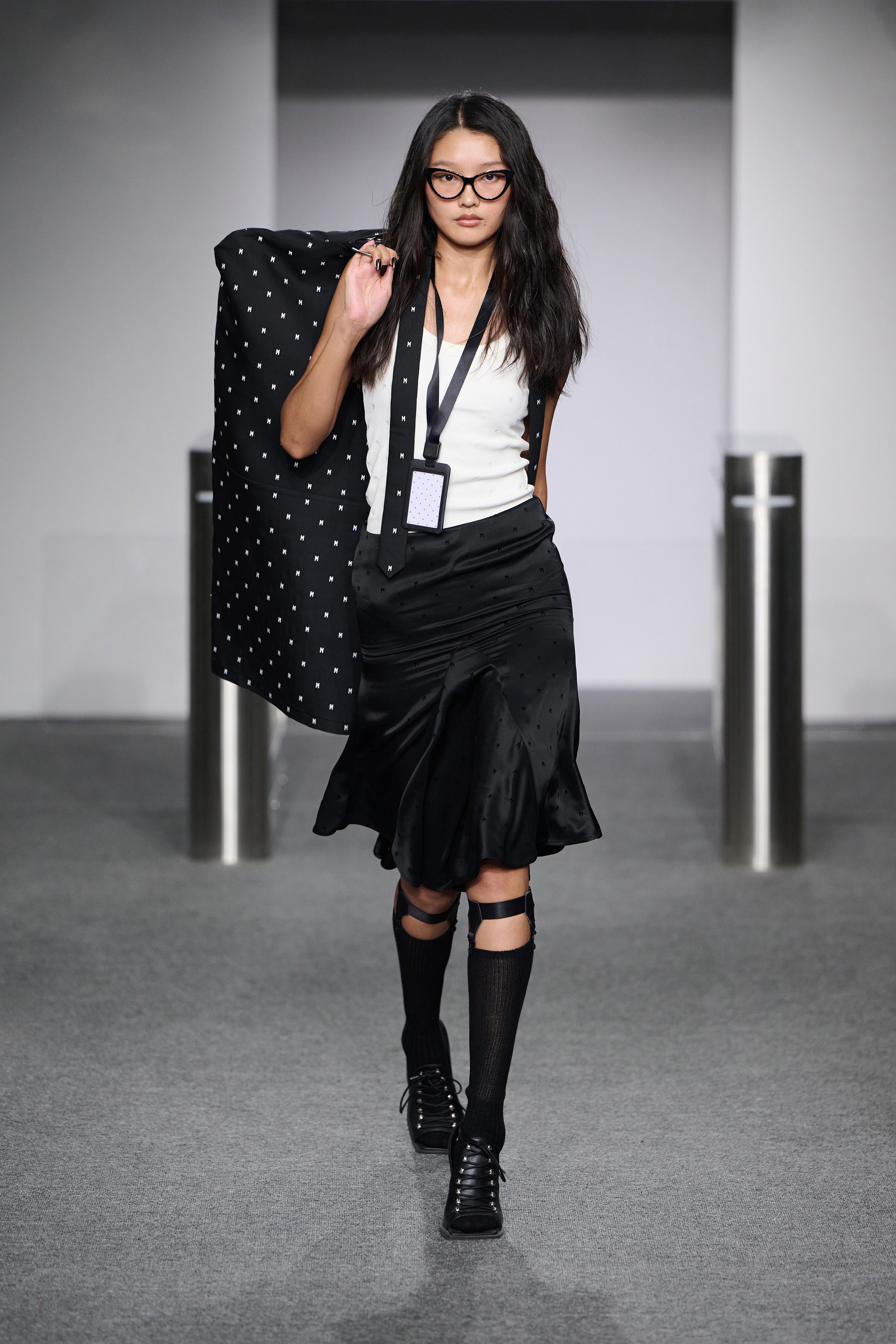 就说上网能学到东西！直接“班味”消失术~