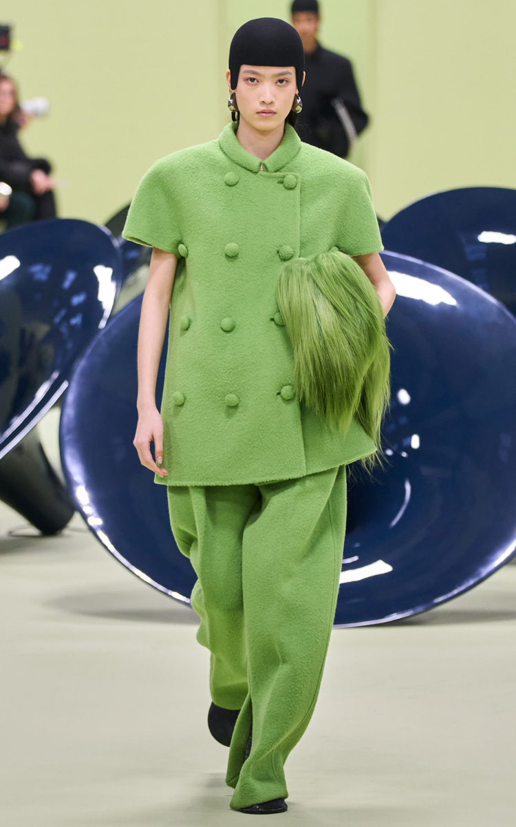 年轻人中，在流行一种很新的“绿”