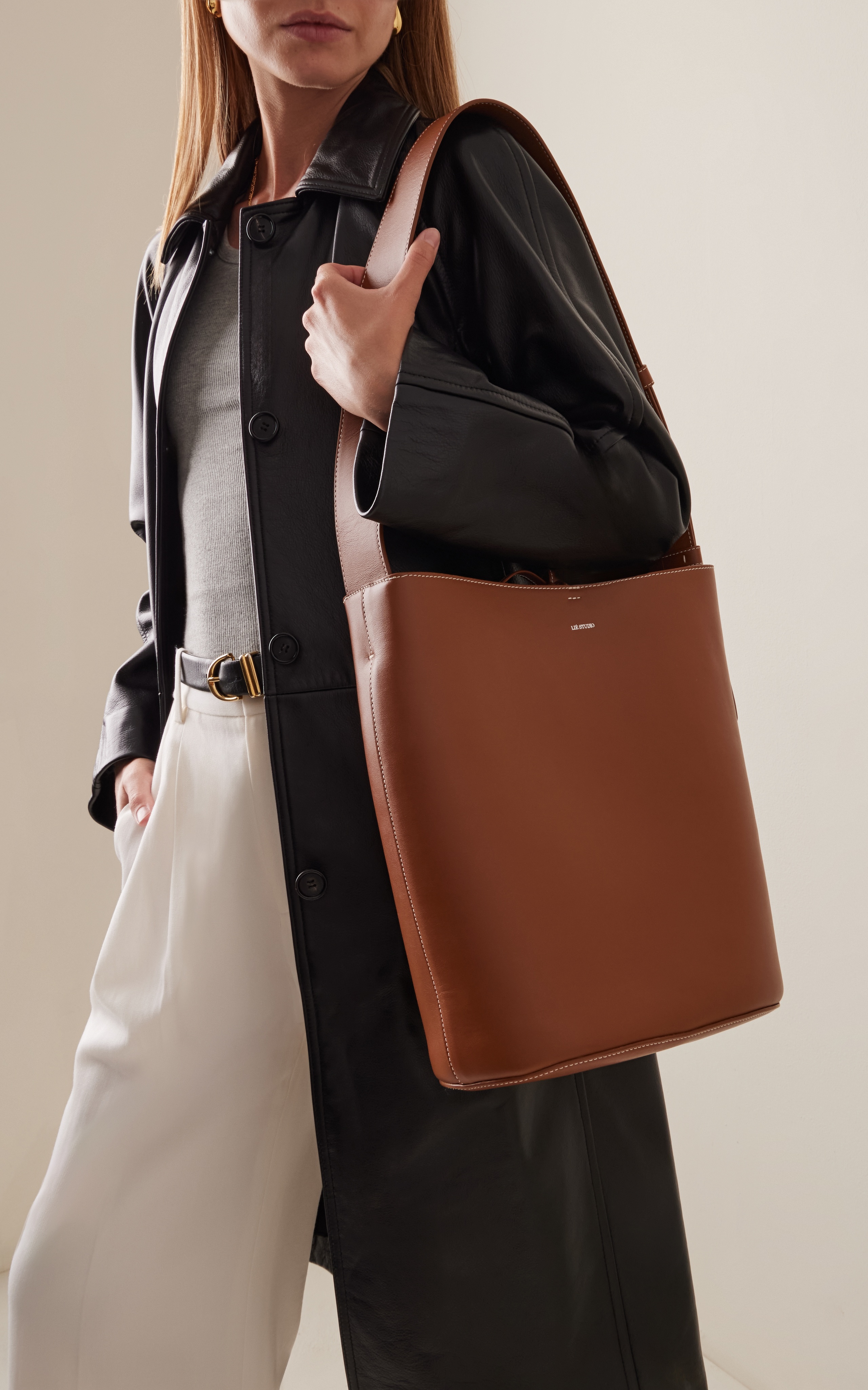 虽然美拉德穿搭过时了，但是美拉德包袋“包美的”！