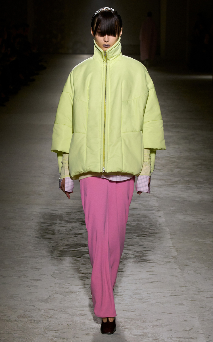 年轻人中，在流行一种很新的“绿”