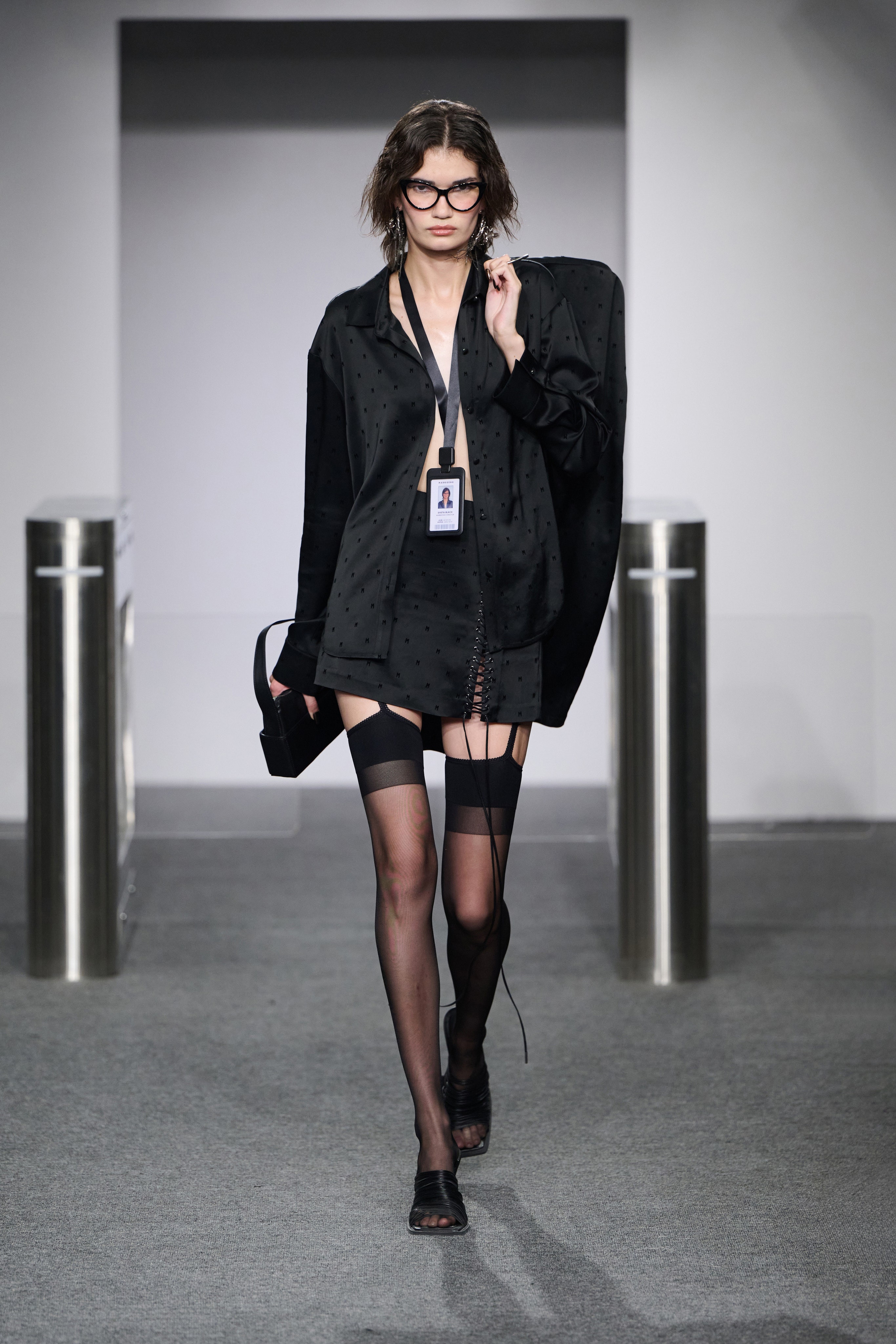 就说上网能学到东西！直接“班味”消失术~