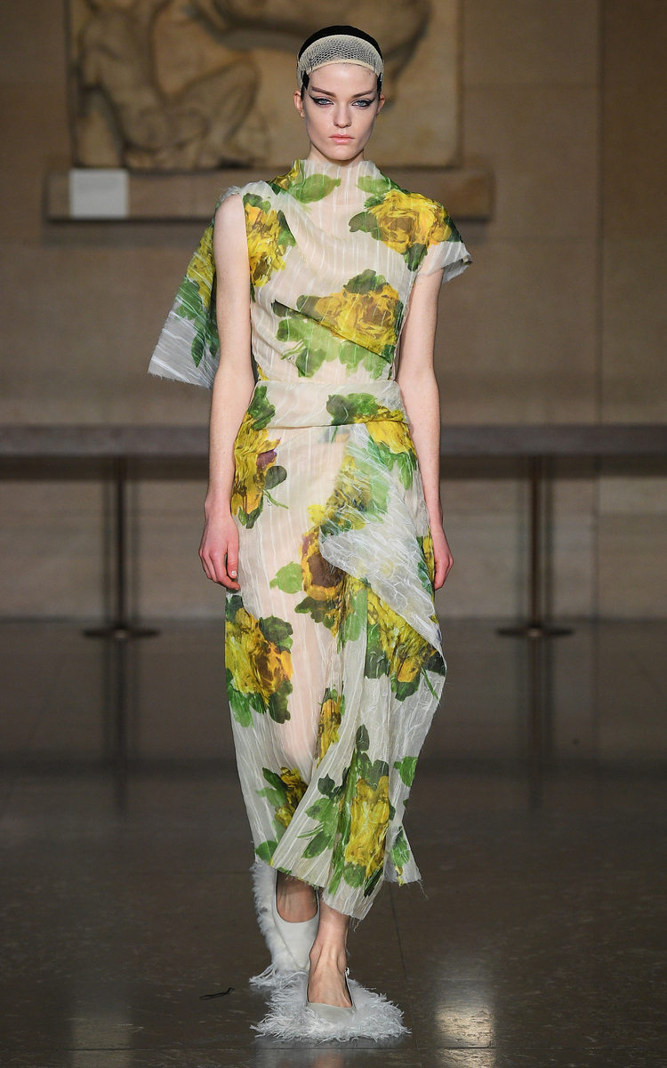 年轻人中，在流行一种很新的“绿”