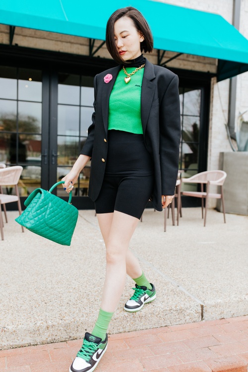 6 Best Biker Short Outfits For Summer & Spring